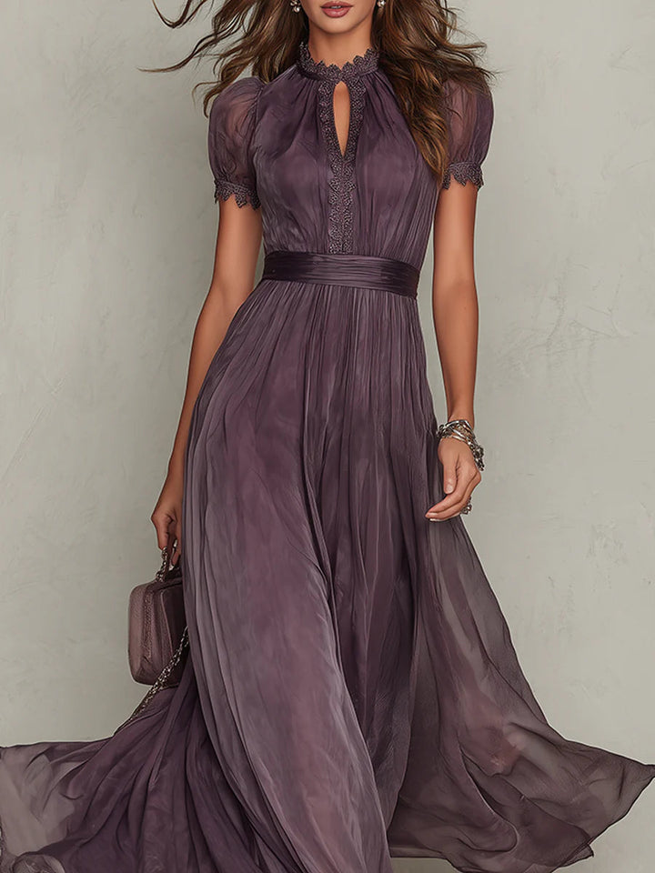 Robe Maxi Élégance en Dentelle Flavira